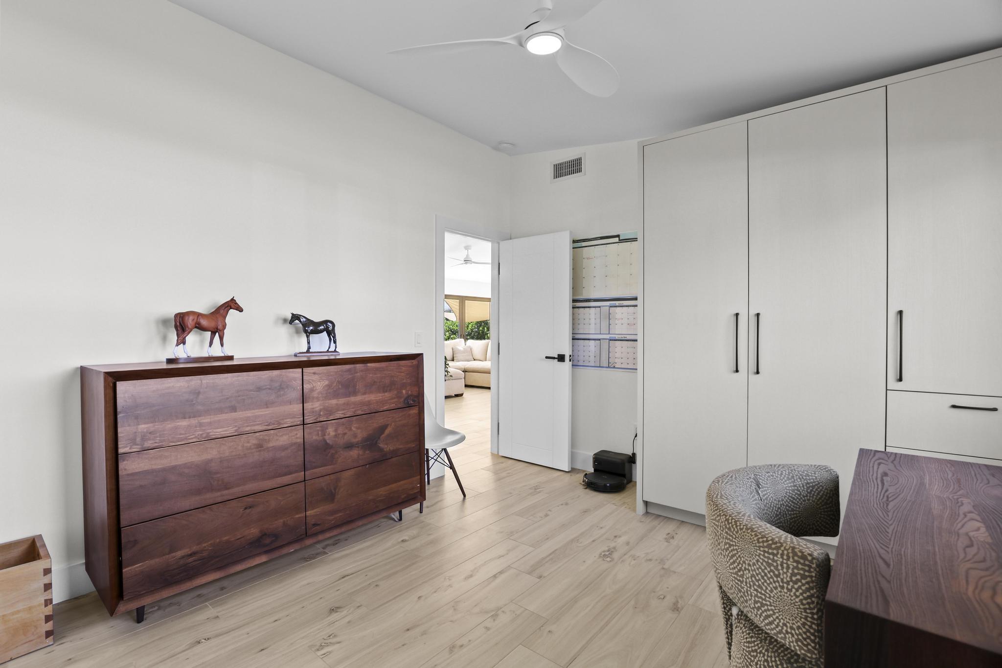 LAKE CLARKE NORTH - Residential