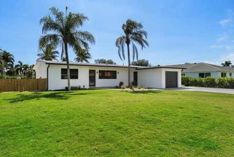 Photo of 1510 Carandis Circle, Lake Clarke Shores, FL 33406 (MLS # R11156892)