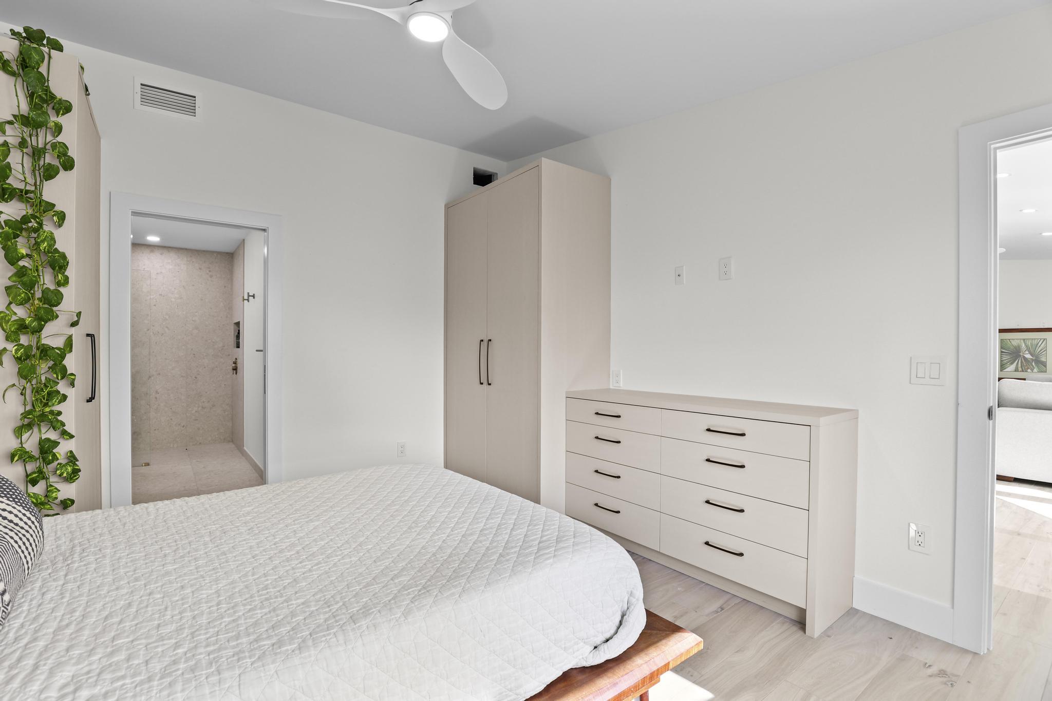 LAKE CLARKE NORTH - Residential