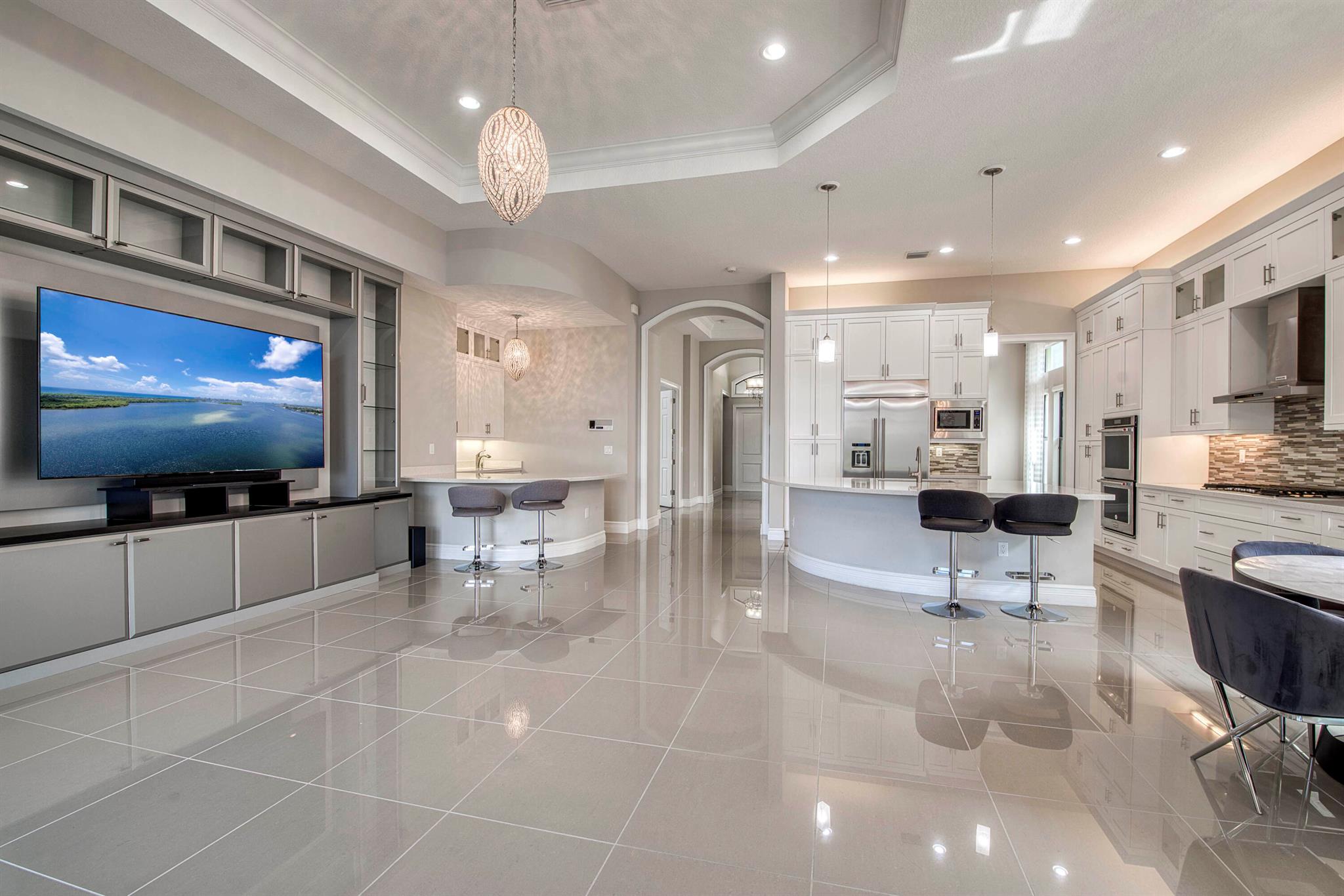 9759 Vitrail Lane