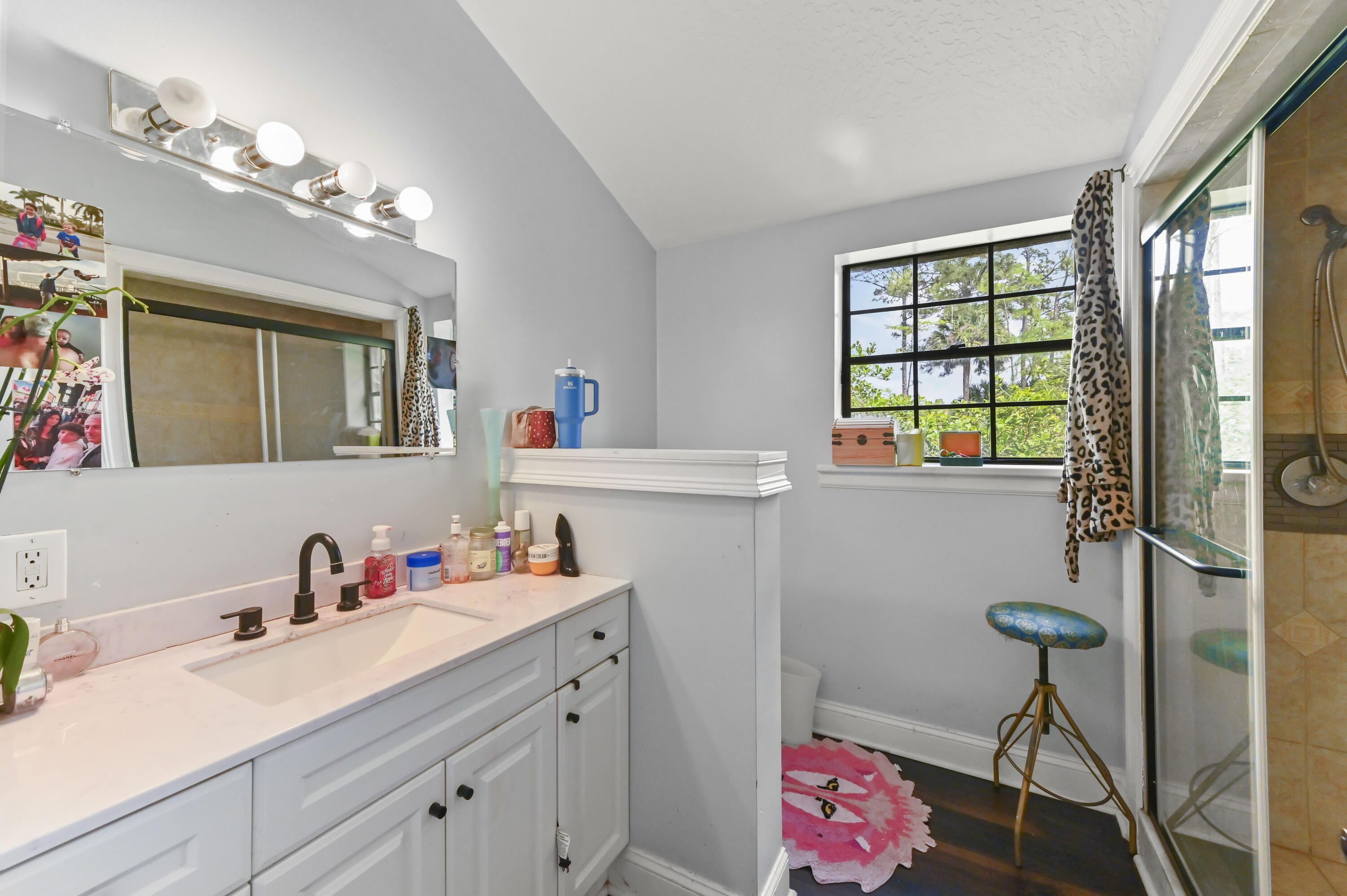 FOX TRAIL - Residential