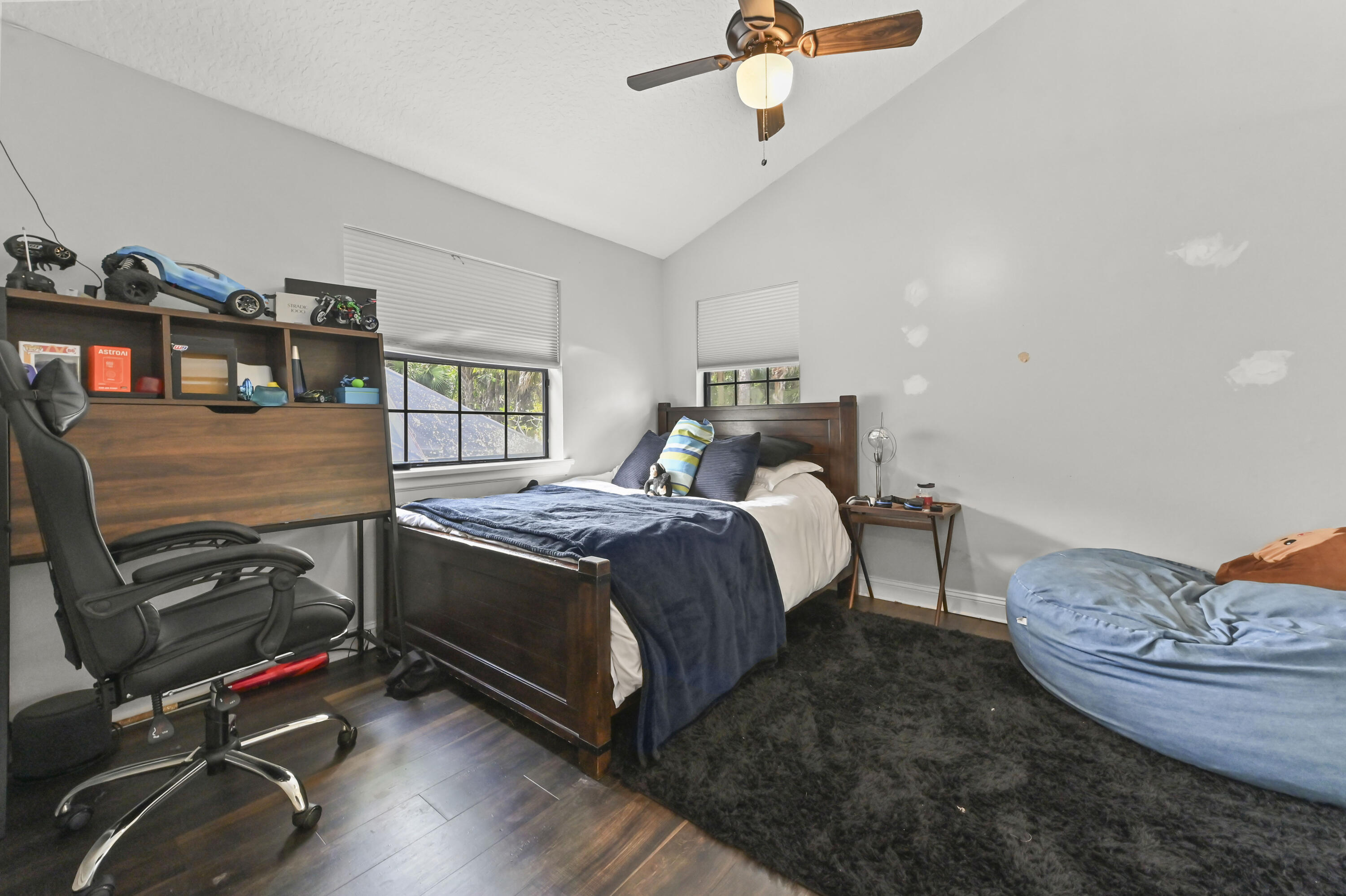 FOX TRAIL - Residential