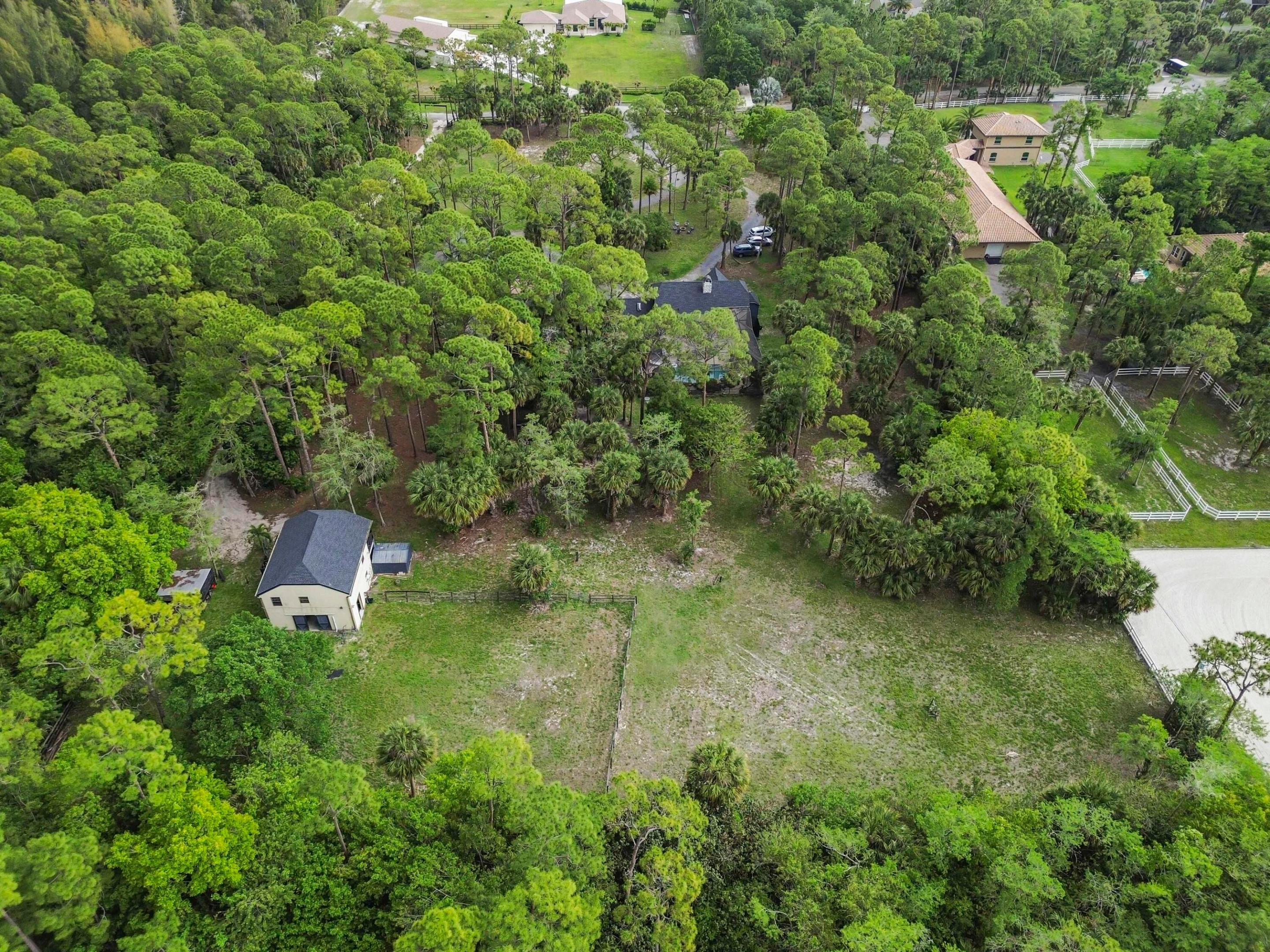 FOX TRAIL - Residential