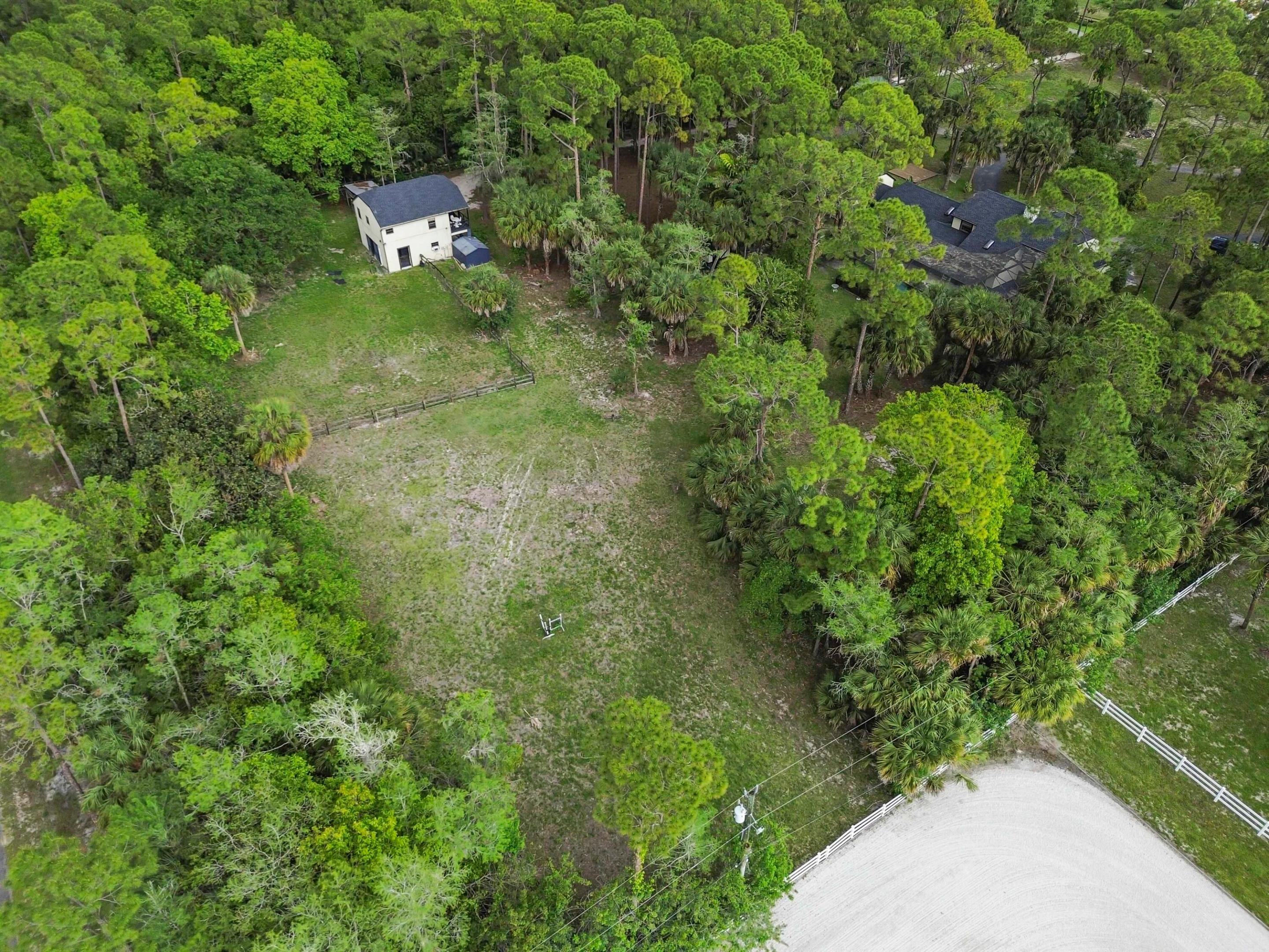 FOX TRAIL - Residential