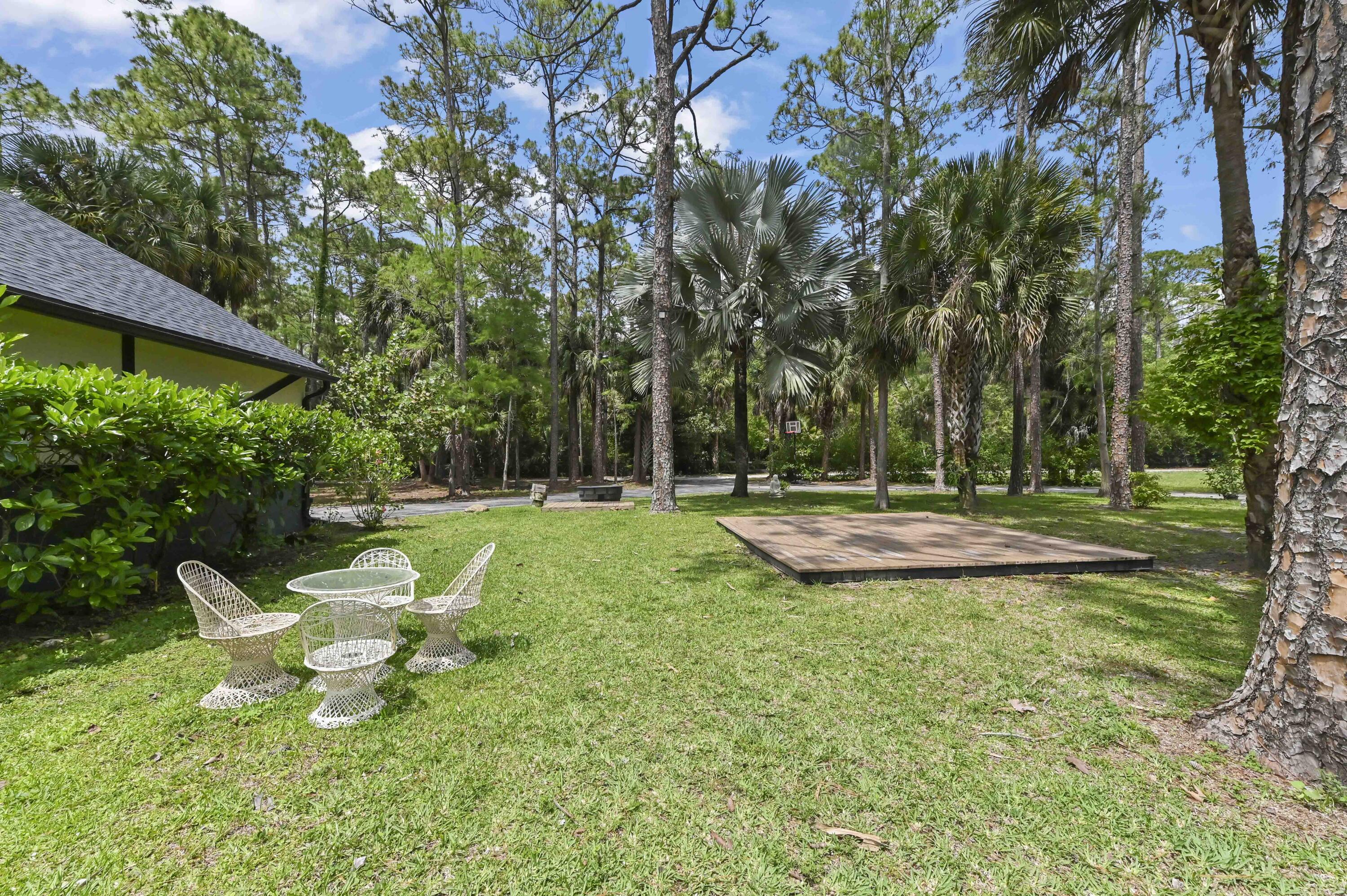 FOX TRAIL - Residential