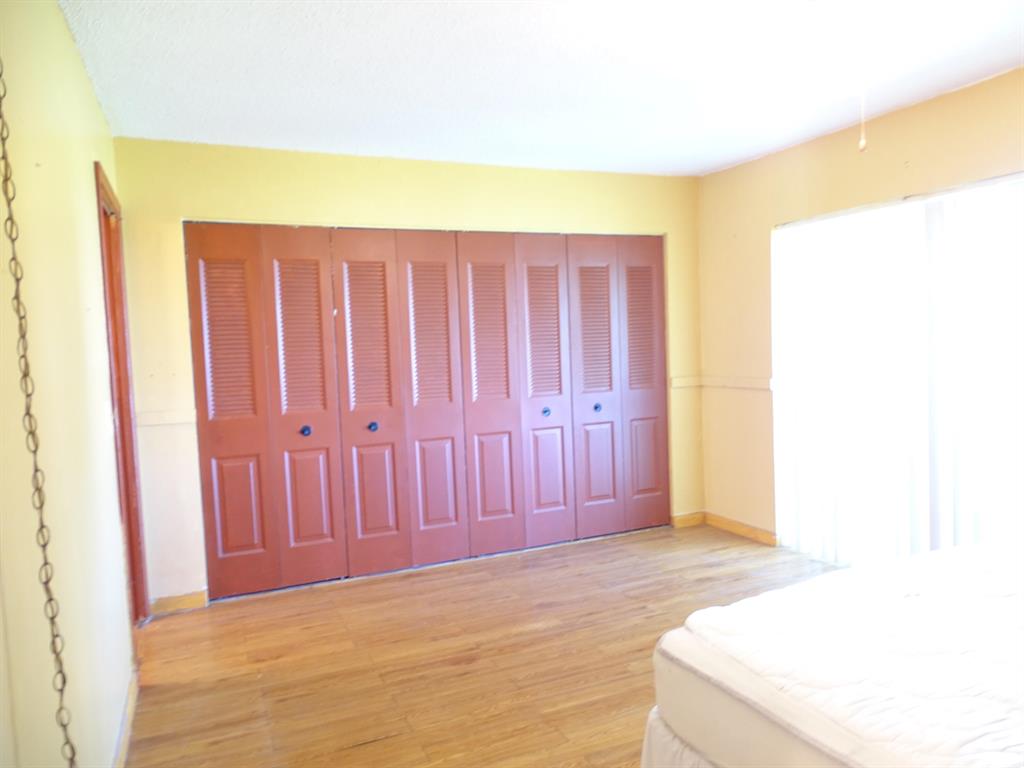 KENT CONDOS - Residential