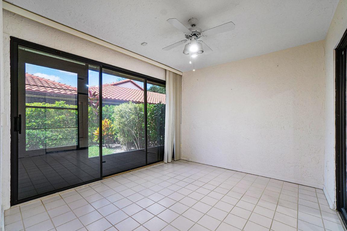 HUNTINGTON POINTE - Residential