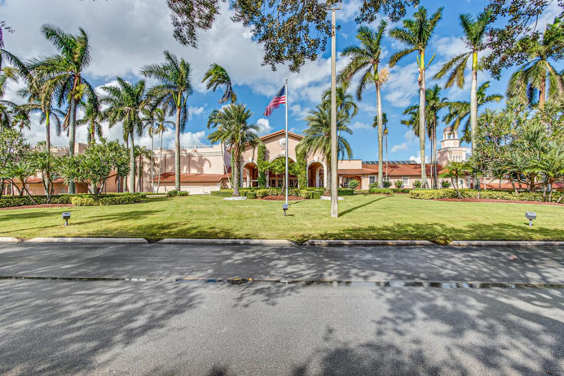 HUNTINGTON POINTE - Residential