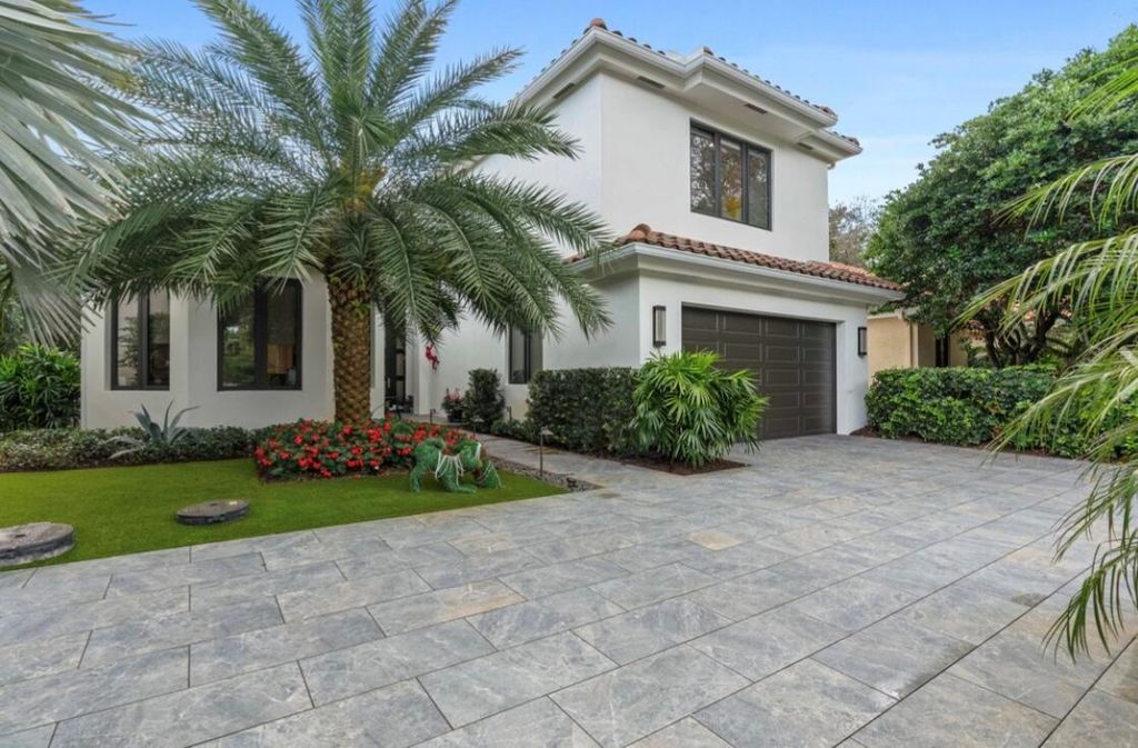 Photo of 3394 Degas Drive W, Palm Beach Gardens, FL 33410 (MLS # R10982272)