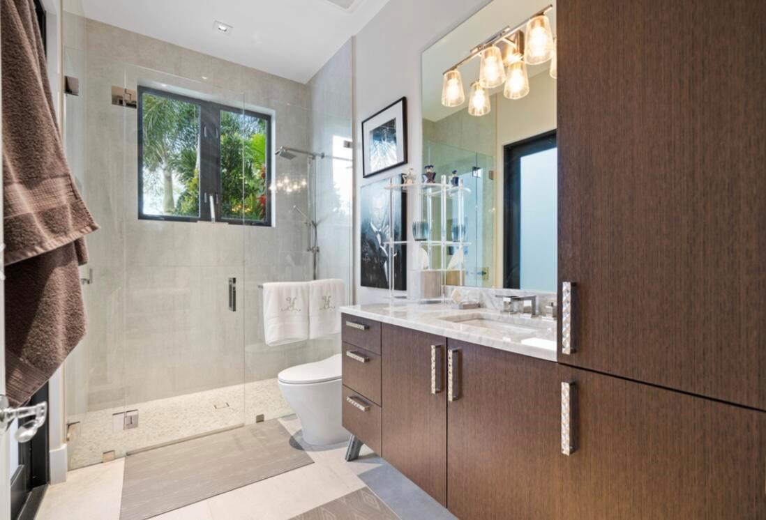 FRENCHMANS CREEK - Residential