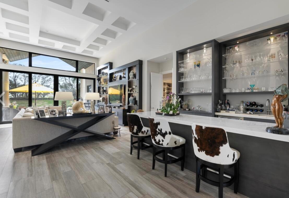 FRENCHMANS CREEK - Residential