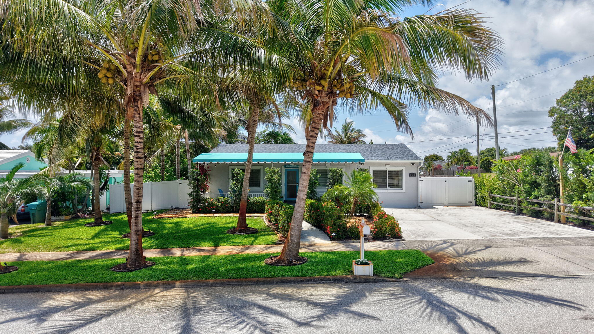 468 W Ocean Avenue