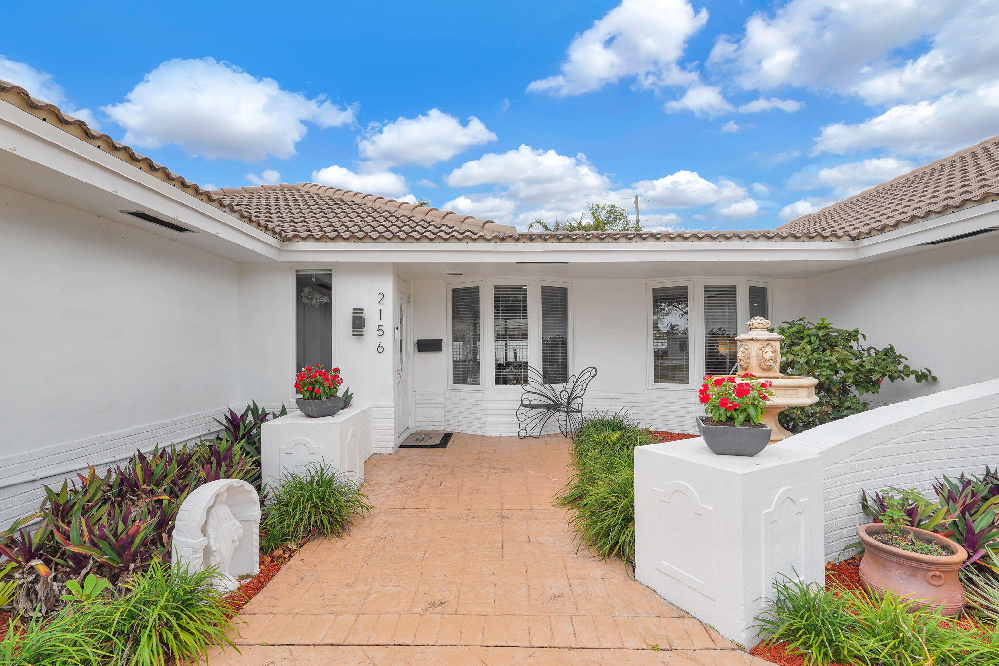 IMPERIAL POINT - Residential