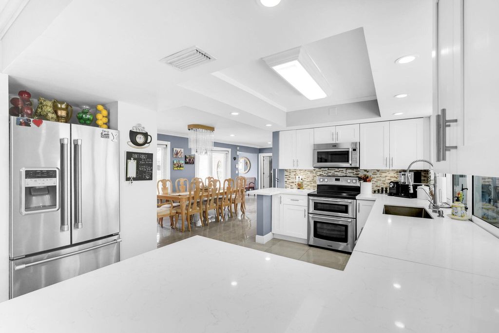 Photo of 2156 Imperial Point Drive, Fort Lauderdale, FL 33308 (MLS # B26028946)