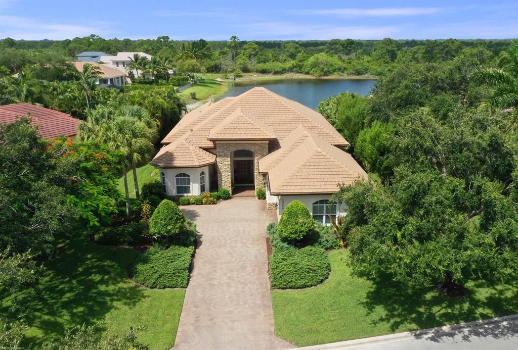 Photo of 9826 SE Sandpine Lane, Hobe Sound, FL 33455 (MLS # R10823221)