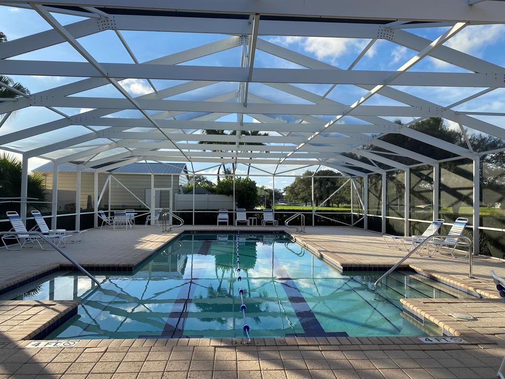 RIVERWALK 4 - Residential