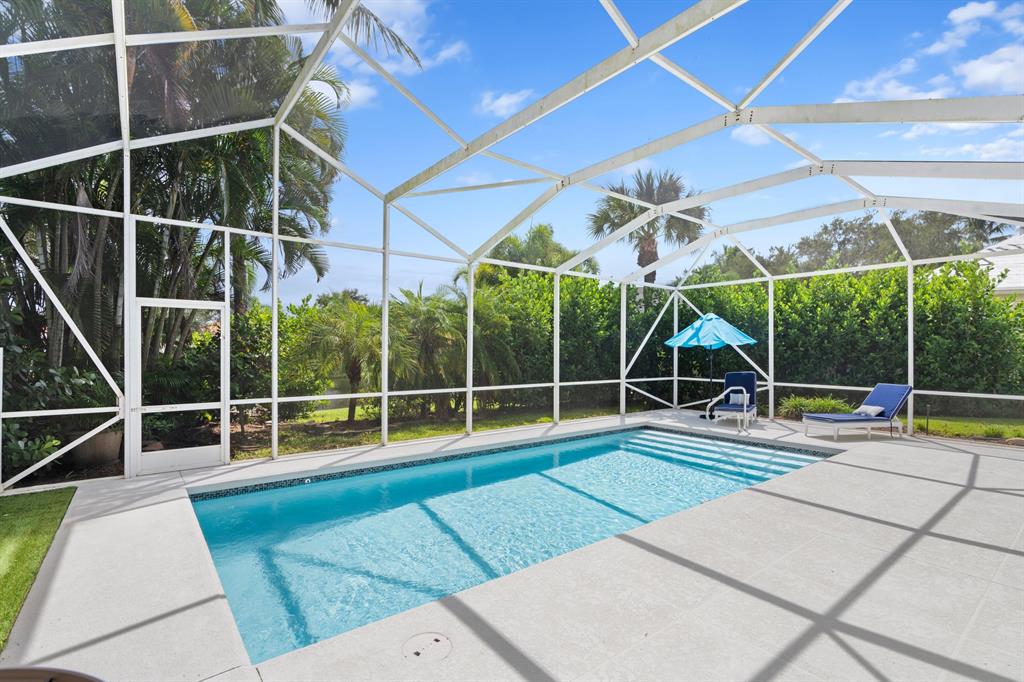 RIVERWALK 4 - Residential