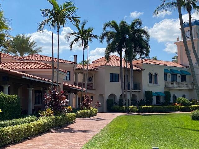 RIVERWALK 4 - Residential