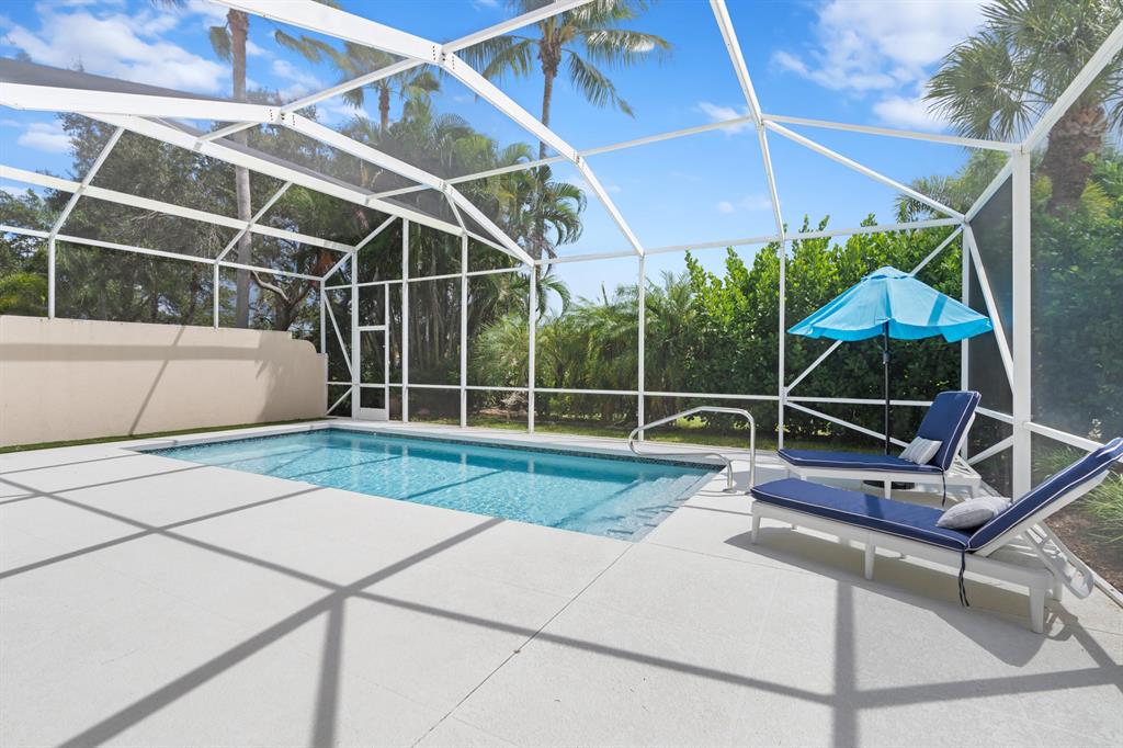 RIVERWALK 4 - Residential