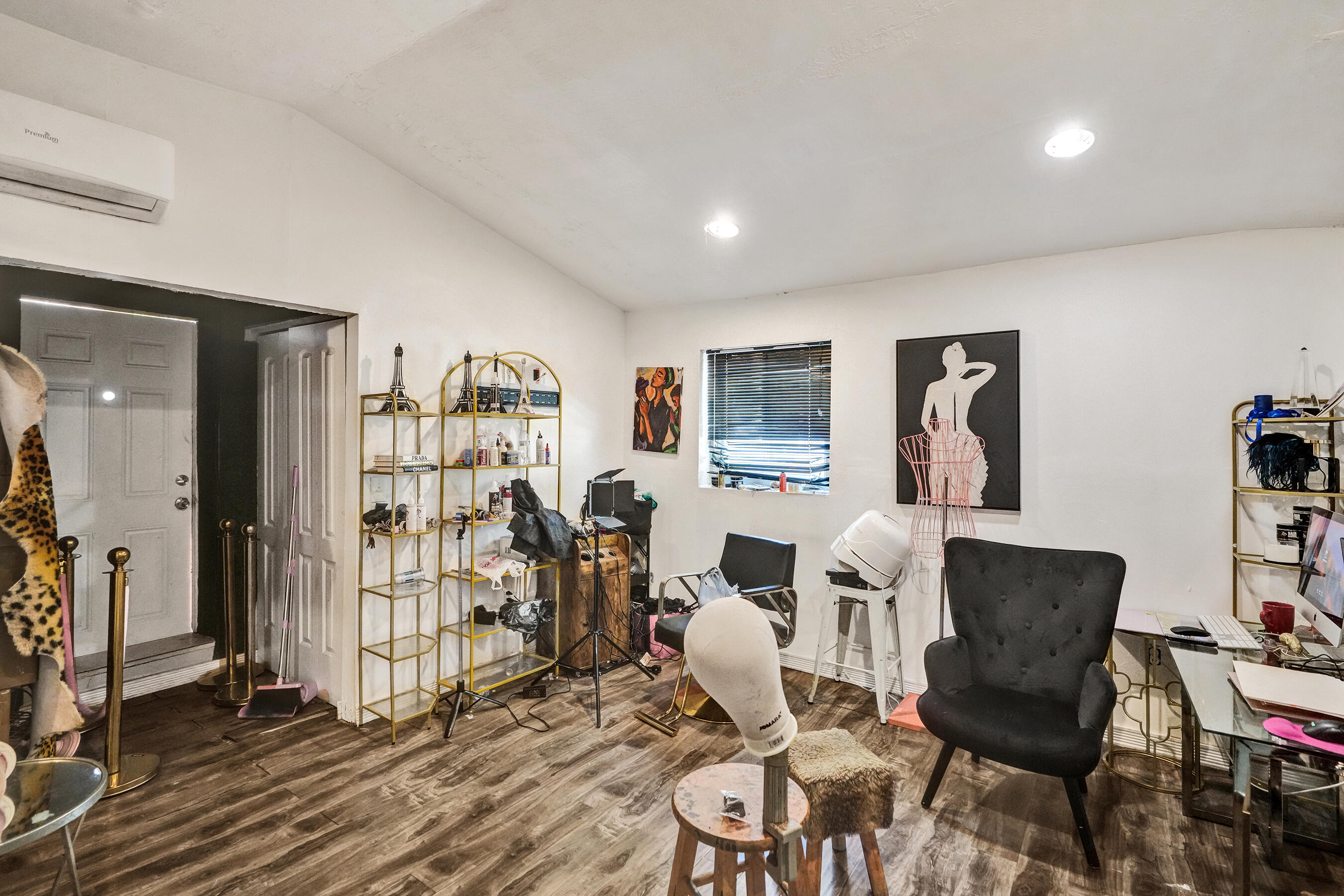 PLEASANT VILLAGE - Residential