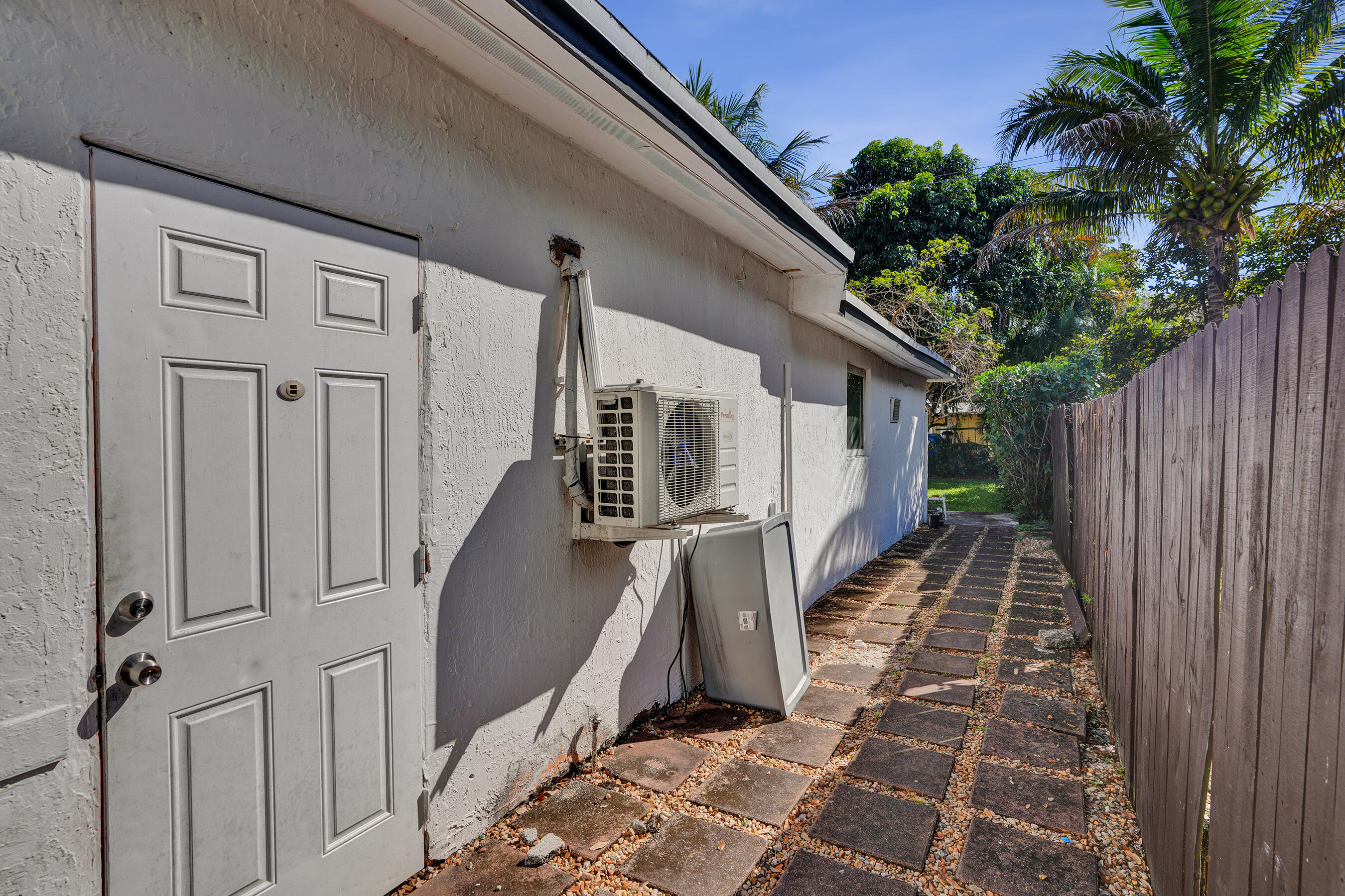 PLEASANT VILLAGE - Residential