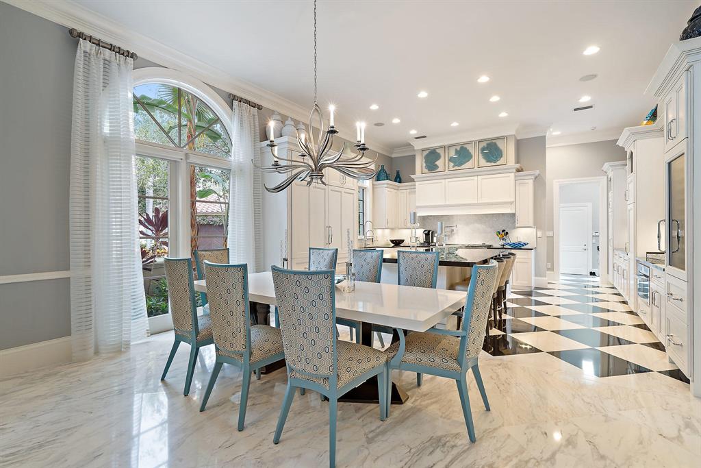 EAGLE TREE AT TRUMP NATIO - Residential