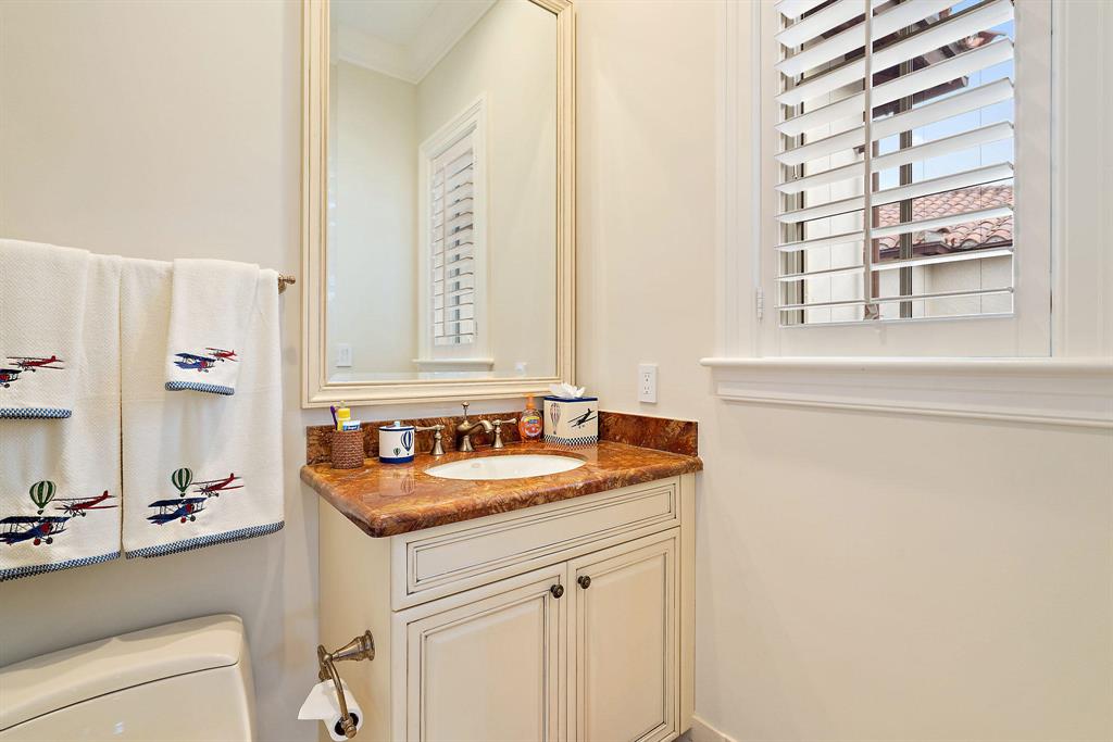 EAGLE TREE AT TRUMP NATIO - Residential