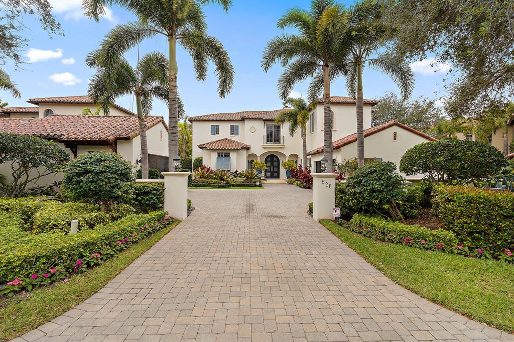 EAGLE TREE AT TRUMP NATIO - Residential