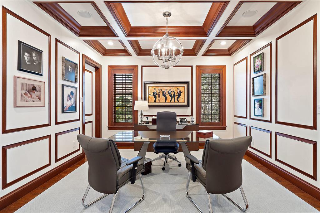 EAGLE TREE AT TRUMP NATIO - Residential