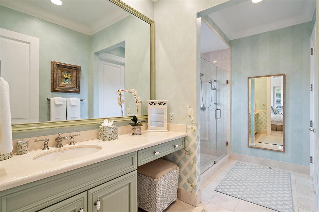 EAGLE TREE AT TRUMP NATIO - Residential