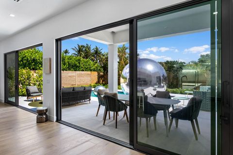 A home in Lake Worth Beach