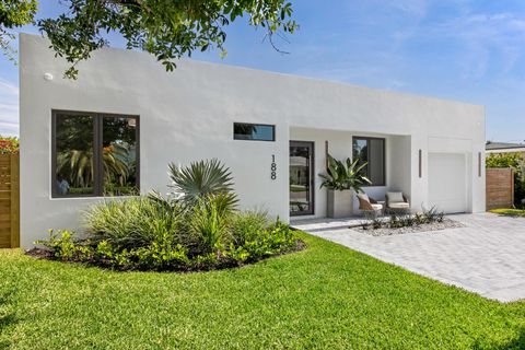 A home in Lake Worth Beach