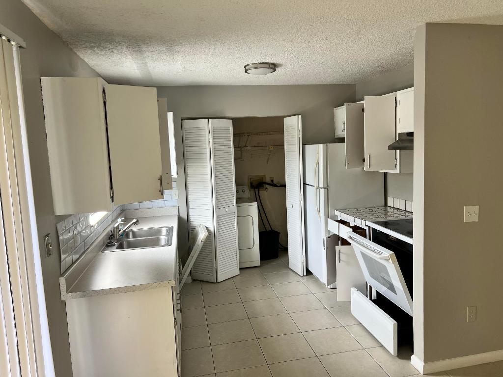 GREENACRES 2 - Residential