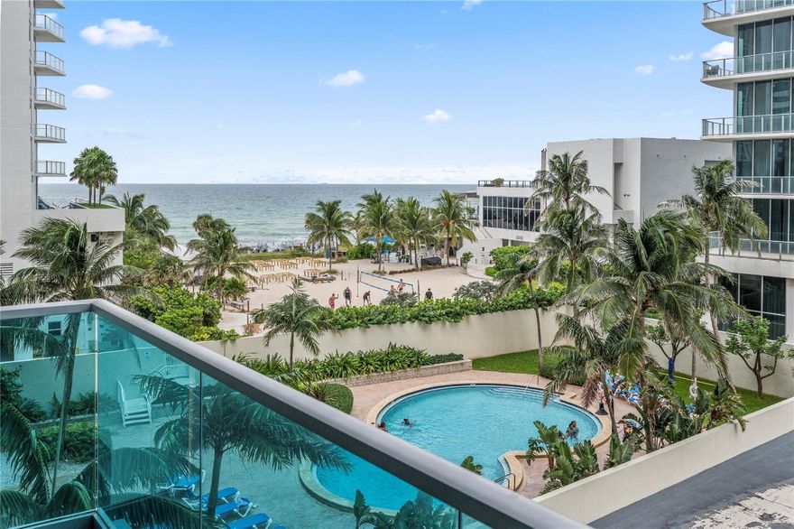 Welcome to Our Spacious, Ocean View 1 Bed 1.5 Bath Beach Condo . Approximately 920 sq ft of Space available with tons of character, luxury finishes, high ceilings and a beautiful view of the Atlantic ocean from the balcony.Ideal for couples,  business travelers, and families with kids. Located just 10 min fro the Famous Hollywood Beach Boardwalk.  15 min from the Aventura Mall, 15 Min from Hard Rock Hotel.  and just 15 Min from Ft Lauderdale Airport.