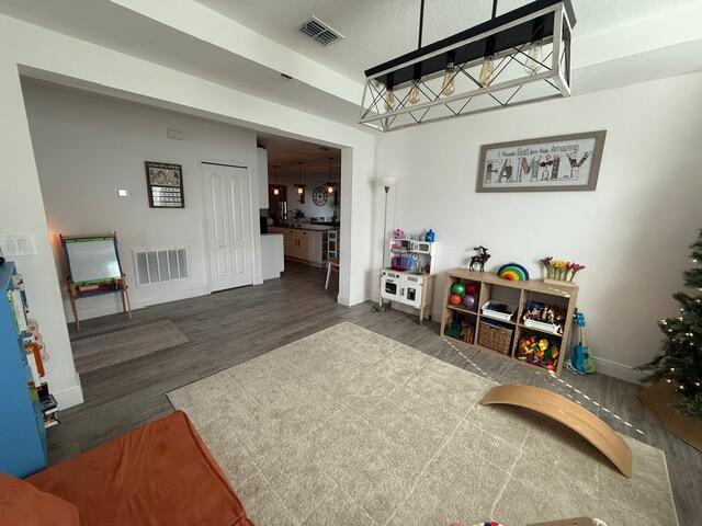 PORT ST LUCIE SECTION 33 - Residential