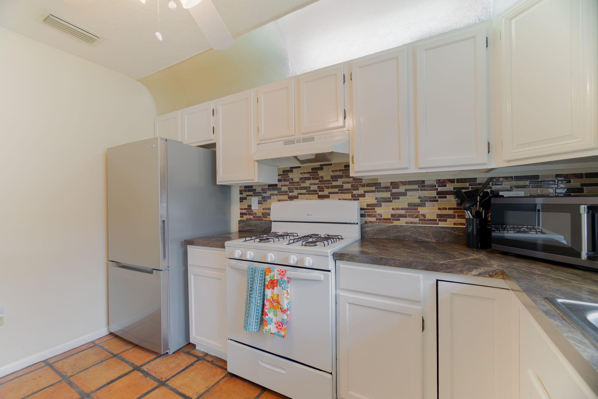 NORTH PALM BEACH HEIGHTS SEC 2B - Residential