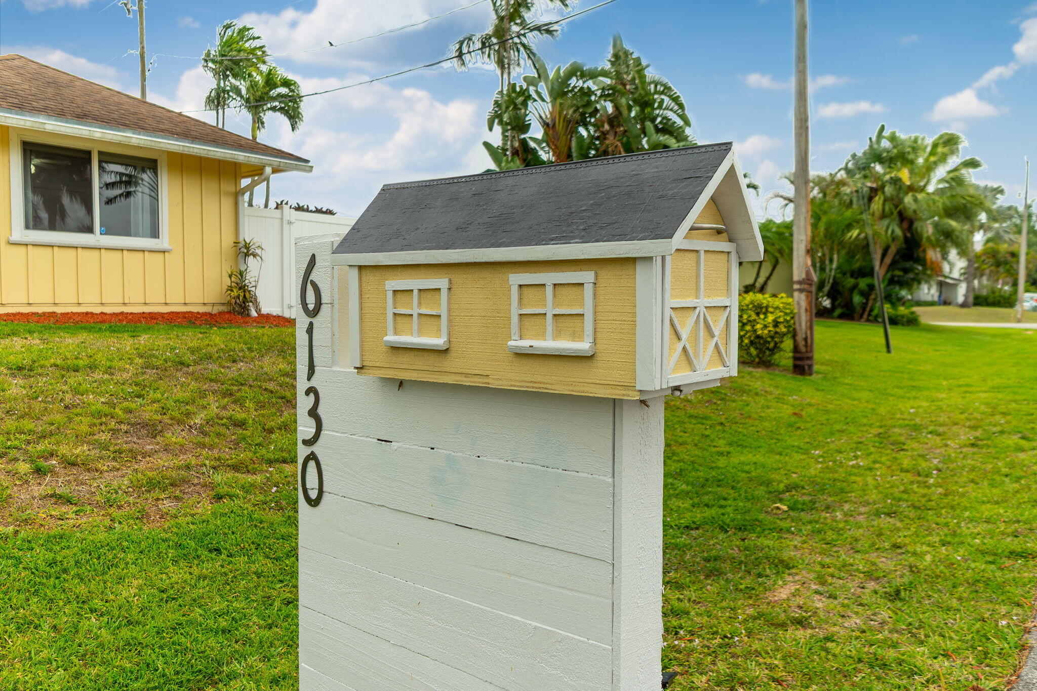 NORTH PALM BEACH HEIGHTS SEC 2B - Residential