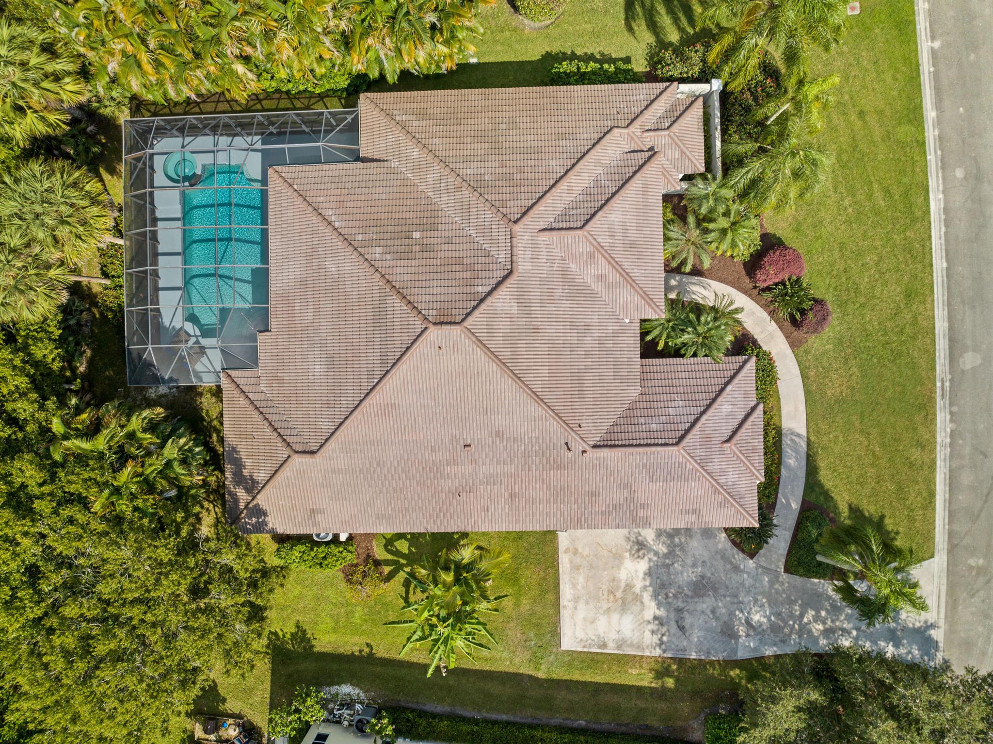 LOST LAKE - Residential