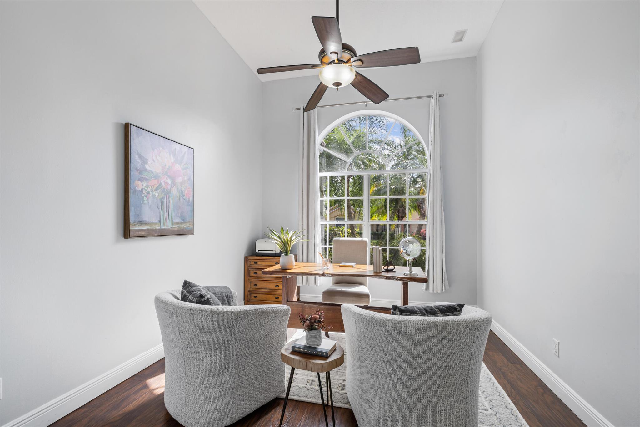 LOST LAKE - Residential