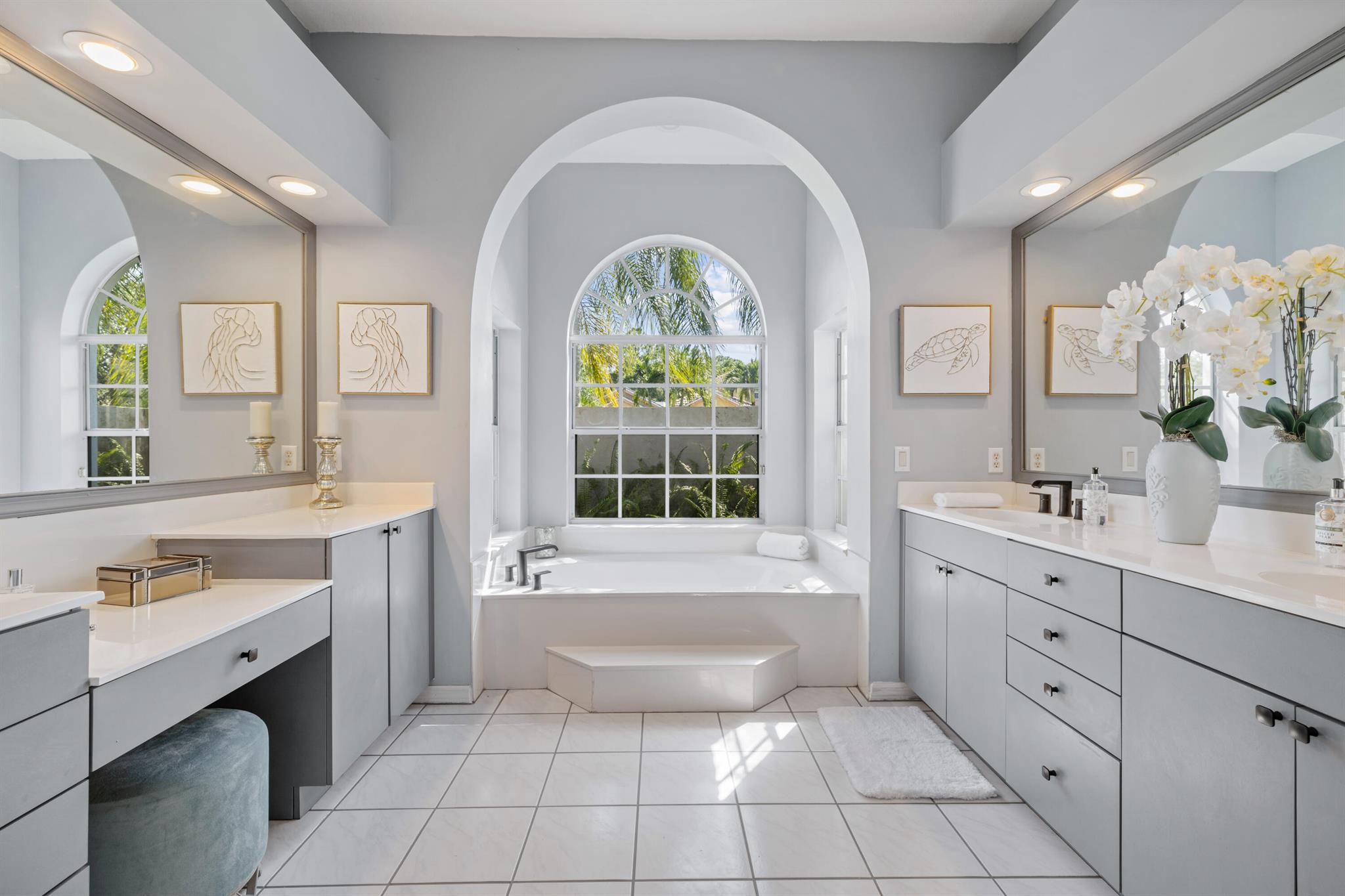 LOST LAKE - Residential