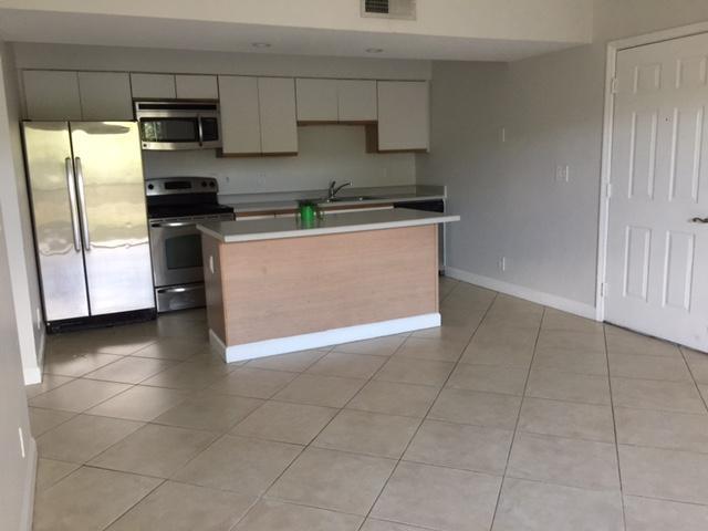 WINDWARD LAKES CONDO - Residential Lease