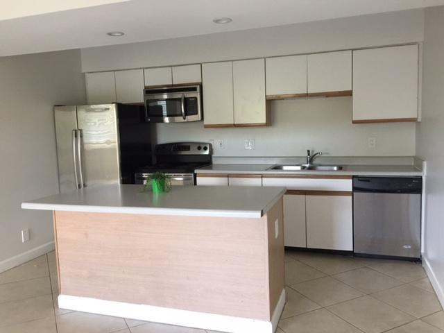 WINDWARD LAKES CONDO - Residential Lease