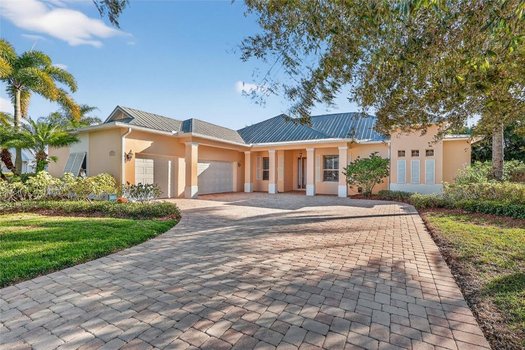 Photo of 6475 36th Lane, Vero Beach, FL 32966 (MLS # F10544256)