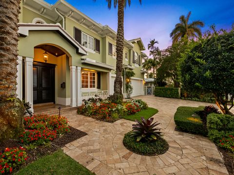 Tiny photo for 2856 NE 25th Street, Fort Lauderdale, FL 33305 (MLS # B26029480)