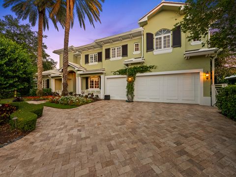 Tiny photo for 2856 NE 25th Street, Fort Lauderdale, FL 33305 (MLS # B26029480)