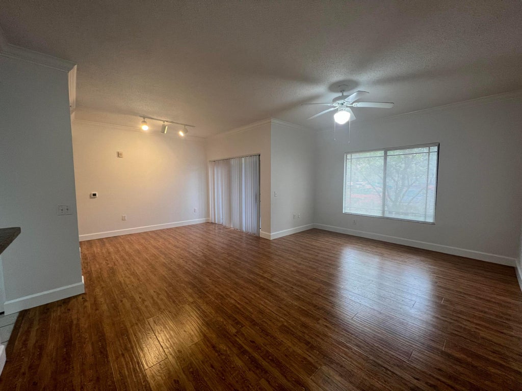 Photo of 2811 Grande Parkway #105, Palm Beach Gardens, FL 33410 (MLS # R10949948)