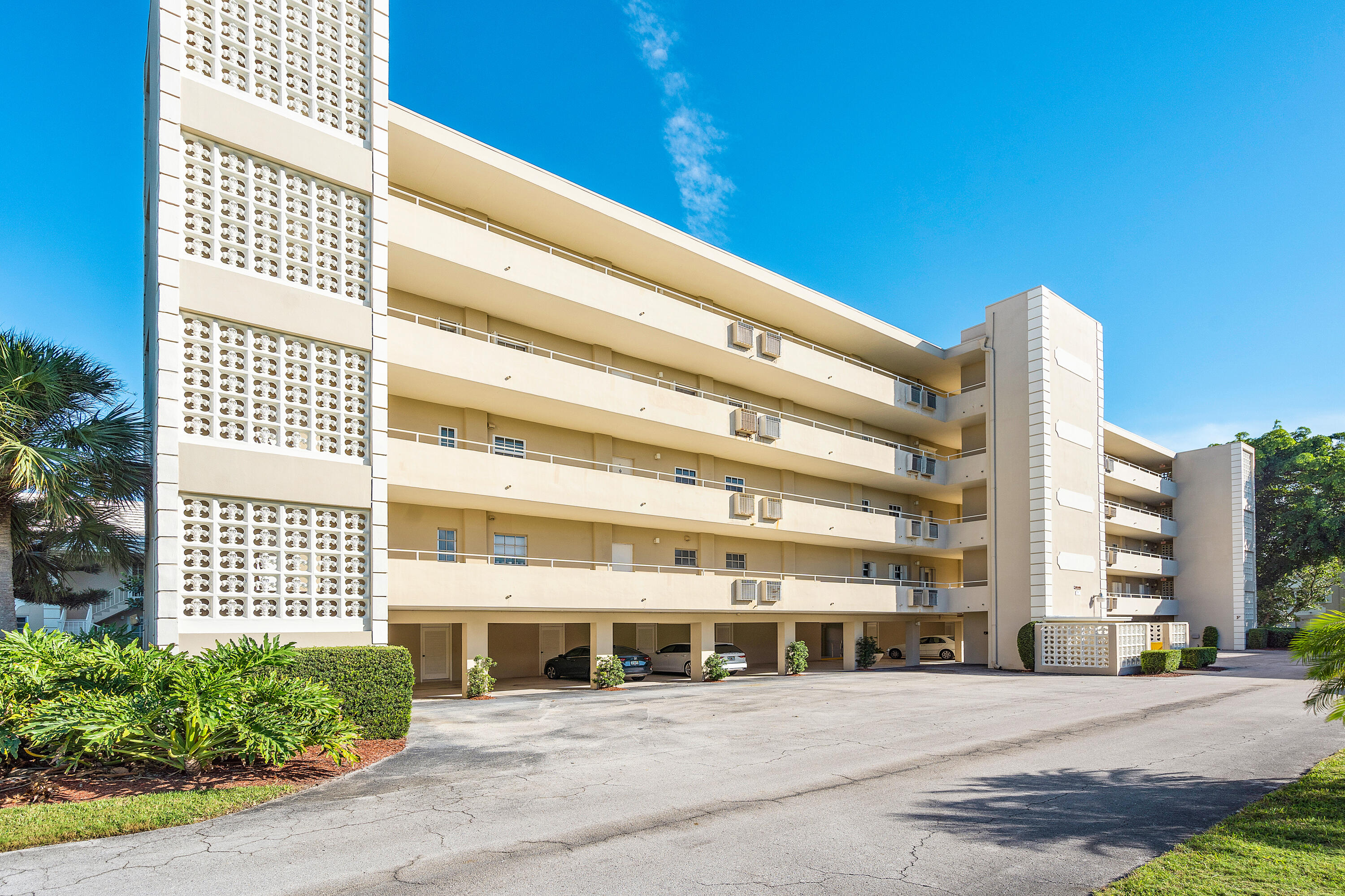 ATLANTIC CLOISTERS CONDO - Residential