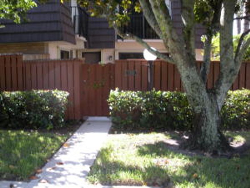 Recently REDUCED!!!Come home to luxury in this 2 bedroom, 2.5 bath beach paradise only 1/2 mile away from Jupiter/Juno Beach.  This townhouse is in one of the nicest locations in the whole community, especially if you have a small dog.  Just a short walk to the community pool and tennis courts for your enjoyment.  Walking distance to Local Bars & Restaurants, Publix and best of all Jupiter/Juno beach.  These are by far, some of the nicest beaches in South Florida!  2 balconies (one out of each bedroom) tha