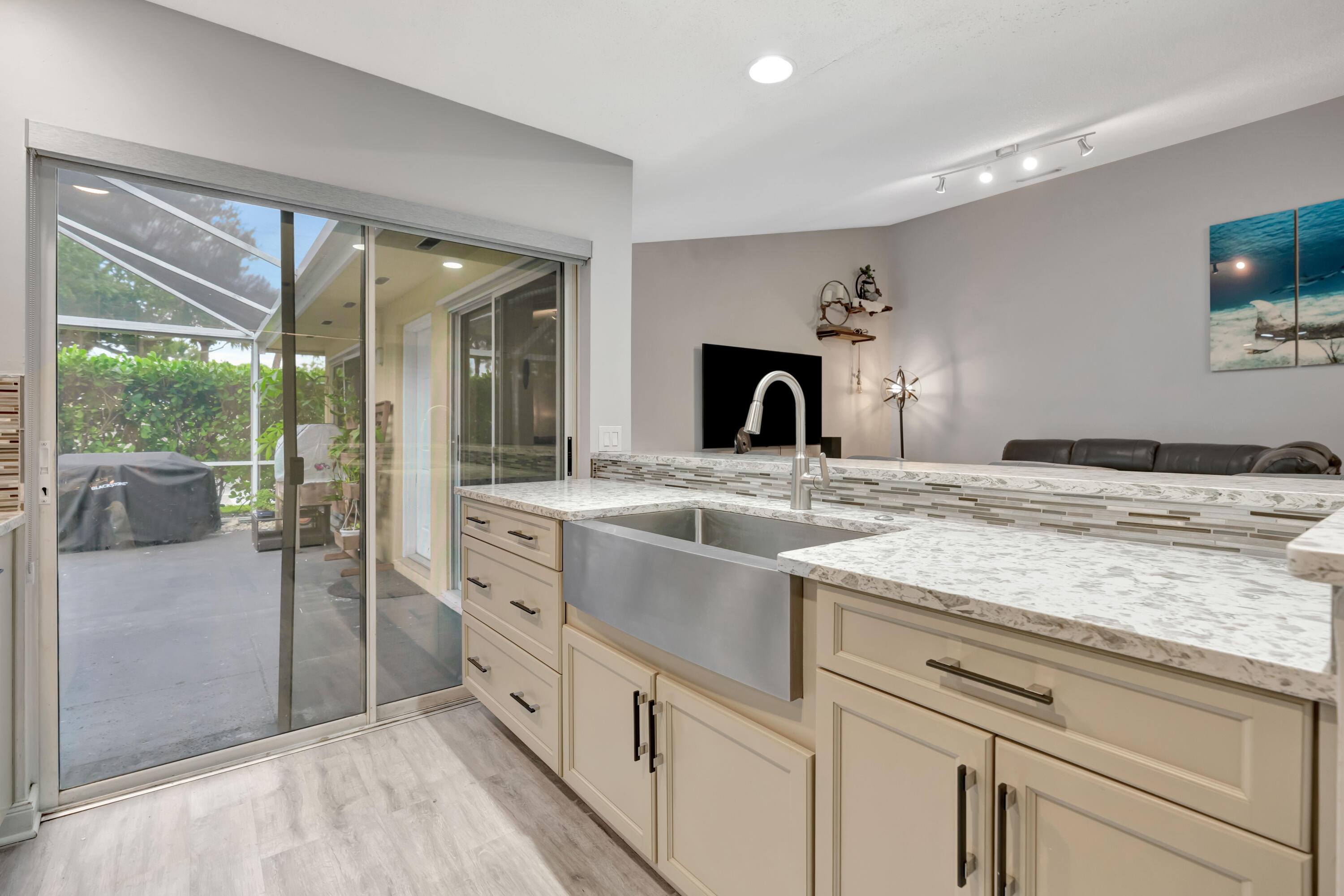 LAKE CATHERINE - Residential