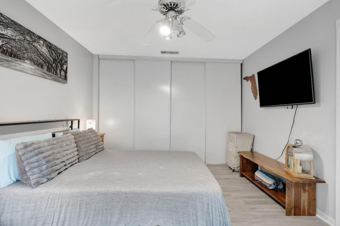 LAKE CATHERINE - Residential